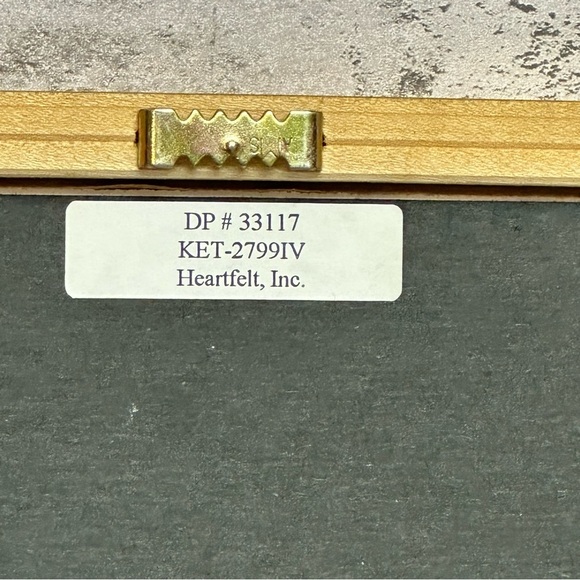 Hummingbirds Ruby Throat HUMMINGBIRD Heartfelt Collection 21" X 9" Framed Art - Picture 3 of 7